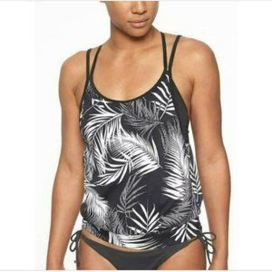 NWT Athleta 32 B / C Black / White Sandy beach Blousy Tankini Top Swim